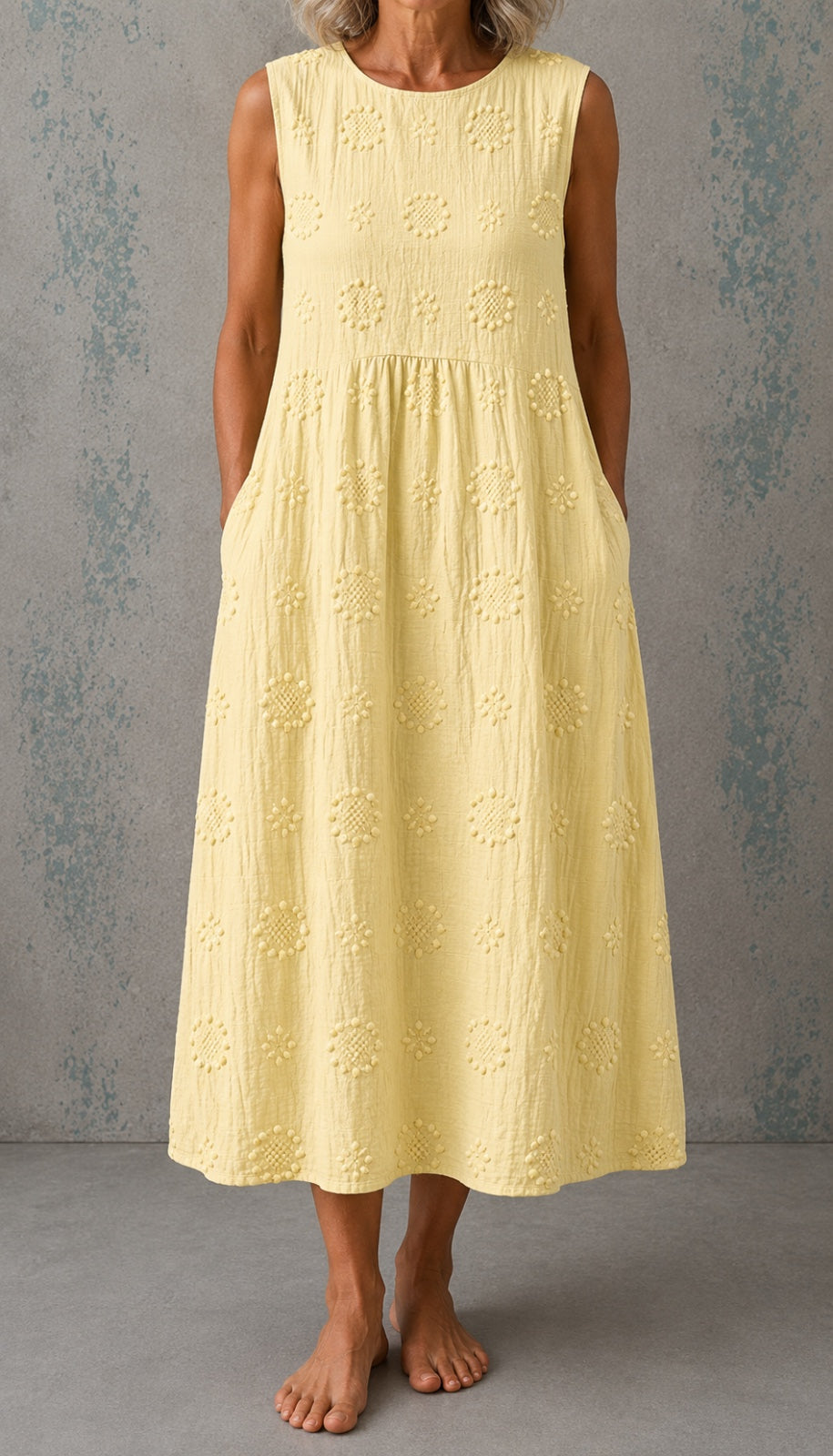 Linda | Textured Sleeveless Midi Dress
