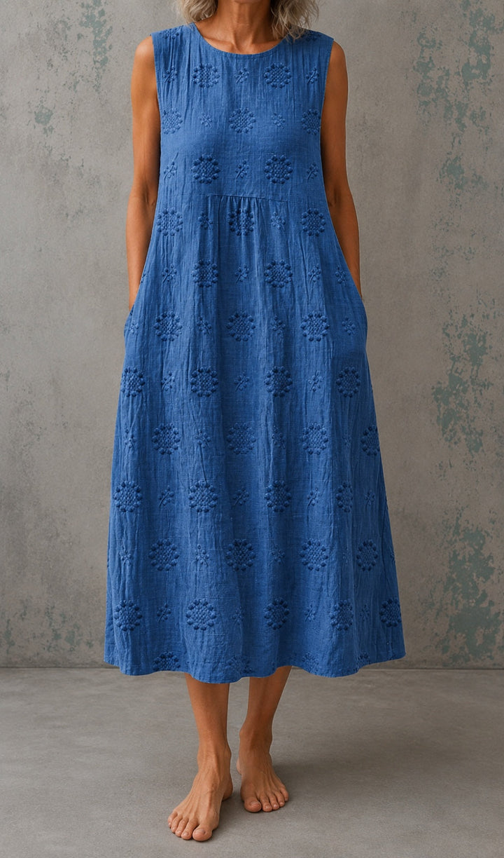 Linda | Textured Sleeveless Midi Dress