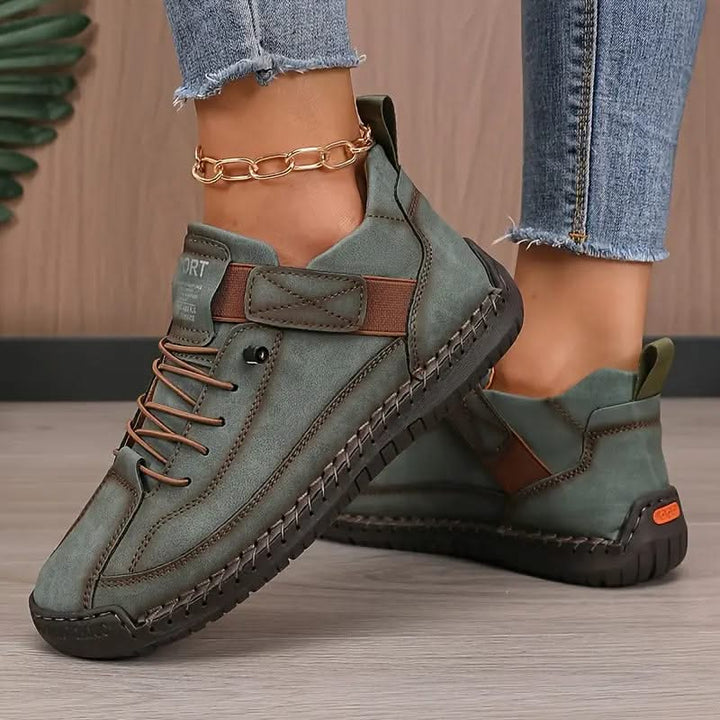 Mia | Hand-Stitched Lace-Up Leather Sneaker