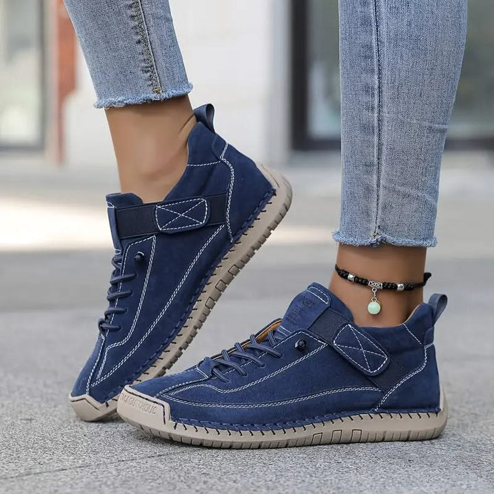 Mia | Hand-Stitched Lace-Up Leather Sneaker